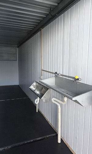 Container banheiro com chuveiro Container banheiro com chuveiro